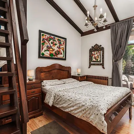 Apartment Runa - Cozy Little House Near The