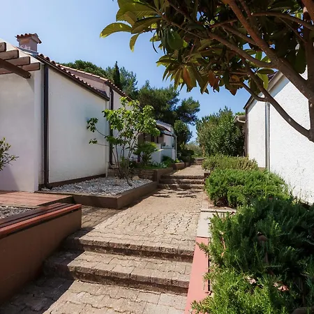 Appartement Runa - Cozy Little House Near The Poreč